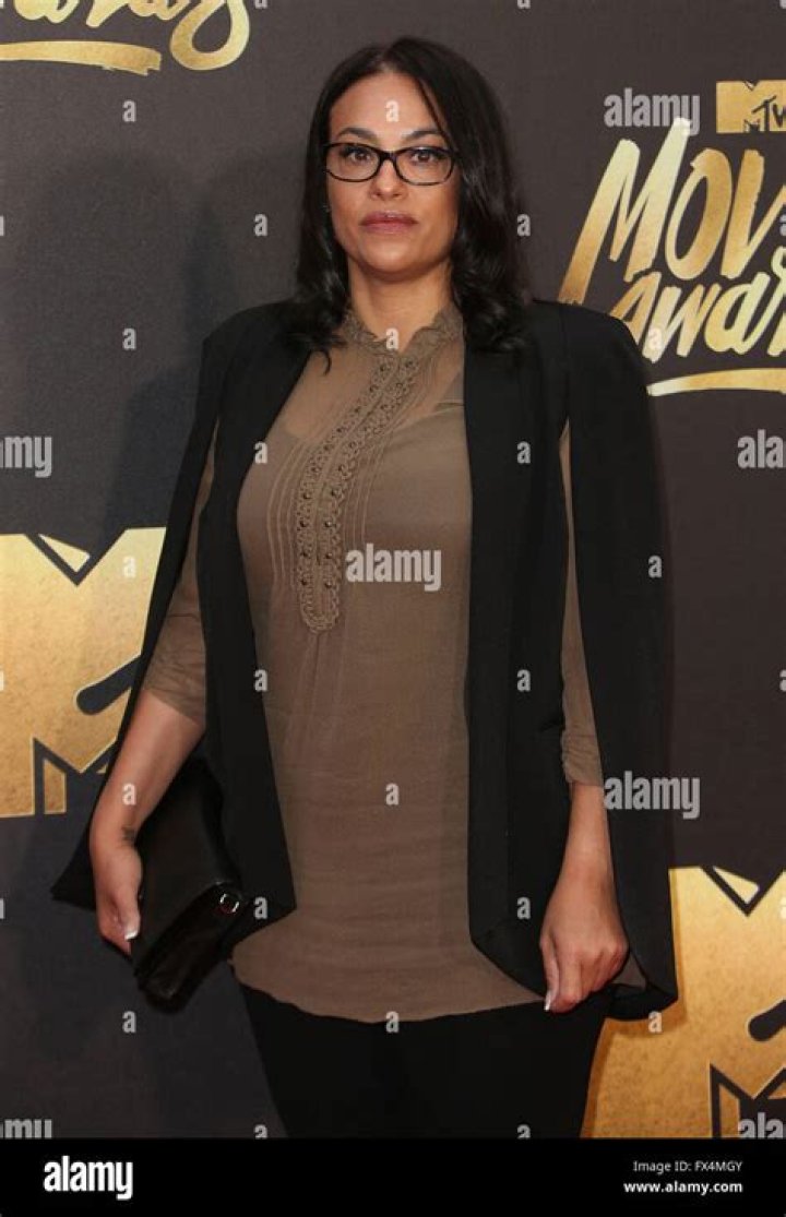 Get To Know American Model Tomica Woods-Wright