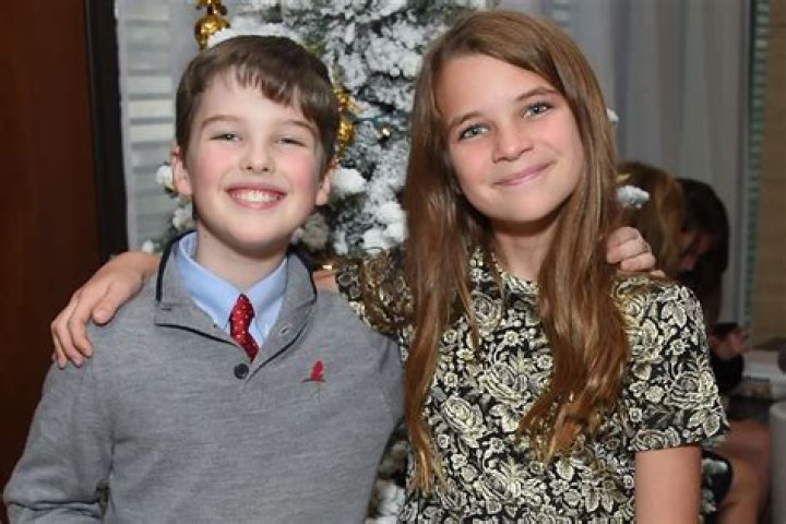 Was Raegan Revord In The Cast Of 