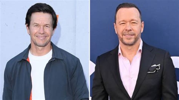 The Essential Guide To Mark And Donnie Wahlberg's Band: The Inside Story